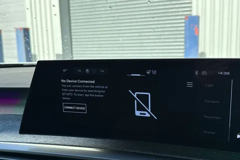 KK25JYO PEUGEOT 3008 1.2 HYBRID GT e-DSC6 Euro 6 (s/s) 5dr Thumbnail #43