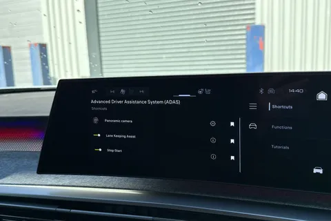 KK25JYO PEUGEOT 3008 1.2 HYBRID GT e-DSC6 Euro 6 (s/s) 5dr Thumbnail #45