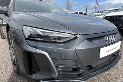 9 of 58 for Audi e-tron GT quattro 350,00 kW