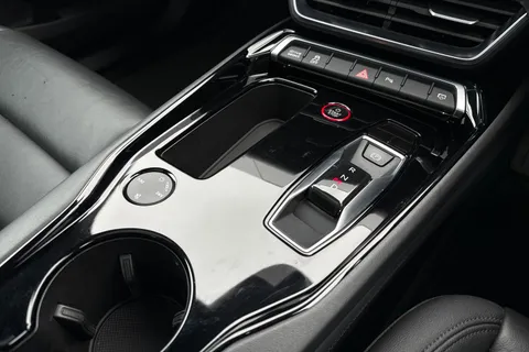 23 of 58 for Audi e-tron GT quattro 350,00 kW