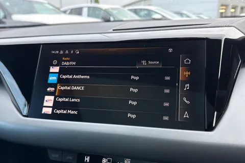 30 of 58 for Audi e-tron GT quattro 350,00 kW