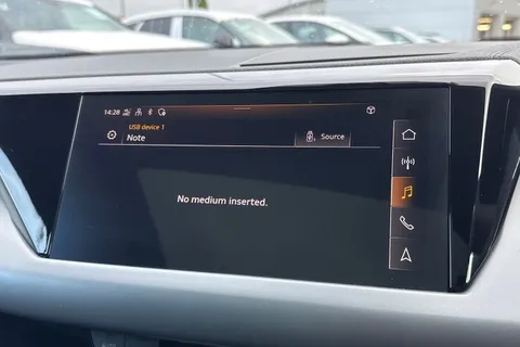 31 of 58 for Audi e-tron GT quattro 350,00 kW