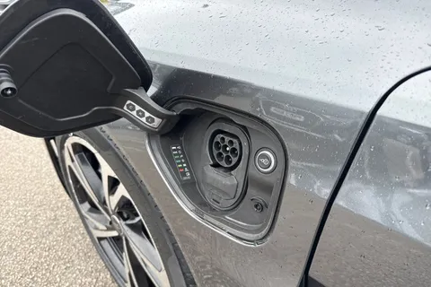 54 of 58 for Audi e-tron GT quattro 350,00 kW