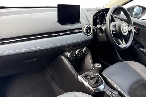 MX22YZK Mazda Mazda2 1.5 e-SKYACTIV G MHEV MHEV GT Sport Euro 6 (s/s) 5dr Thumbnail #16