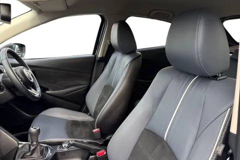 MX22YZK Mazda Mazda2 1.5 e-SKYACTIV G MHEV MHEV GT Sport Euro 6 (s/s) 5dr Thumbnail #17