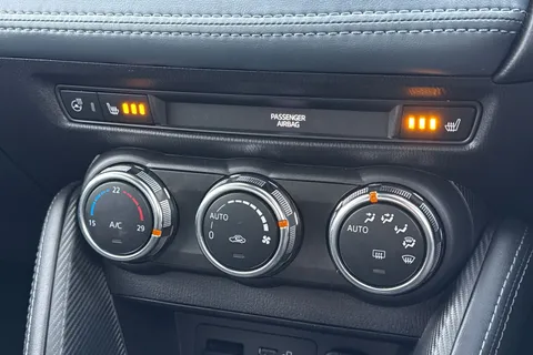 MX22YZK Mazda Mazda2 1.5 e-SKYACTIV G MHEV MHEV GT Sport Euro 6 (s/s) 5dr Thumbnail #23