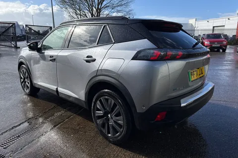 PF71JJU PEUGEOT e-2008 50kWh GT Premium Auto 5dr Thumbnail #31