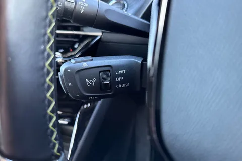 PF71JJU PEUGEOT e-2008 50kWh GT Premium Auto 5dr Thumbnail #42