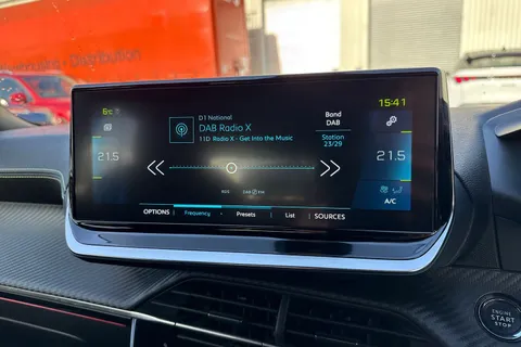 PF71JJU PEUGEOT e-2008 50kWh GT Premium Auto 5dr Thumbnail #46