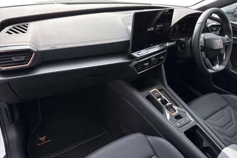 KT75SBY CUPRA Leon 1.5 eTSI V3 DSG Euro 6 (s/s) 5dr Thumbnail #17