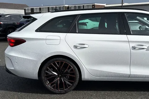 KT75SBY CUPRA Leon 1.5 eTSI V3 DSG Euro 6 (s/s) 5dr Thumbnail #30