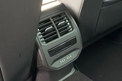 KT75SBY CUPRA Leon 1.5 eTSI V3 DSG Euro 6 (s/s) 5dr Thumbnail #34