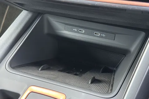 KT75SBY CUPRA Leon 1.5 eTSI V3 DSG Euro 6 (s/s) 5dr Thumbnail #44