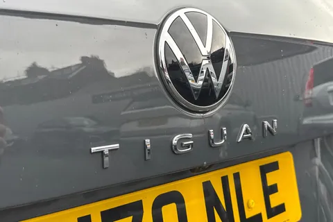 VN70NLE Volkswagen Tiguan 1.5 TSI Elegance DSG Euro 6 (s/s) 5dr Thumbnail #26