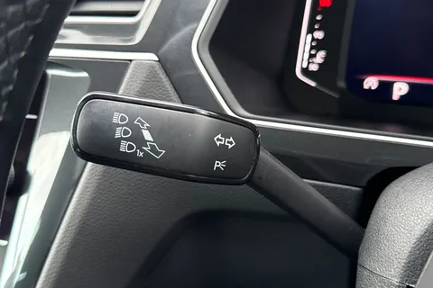 VN70NLE Volkswagen Tiguan 1.5 TSI Elegance DSG Euro 6 (s/s) 5dr Thumbnail #37