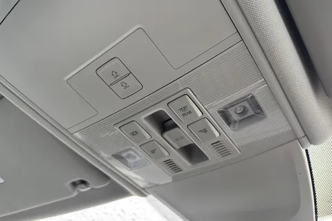 VN70NLE Volkswagen Tiguan 1.5 TSI Elegance DSG Euro 6 (s/s) 5dr Thumbnail #43