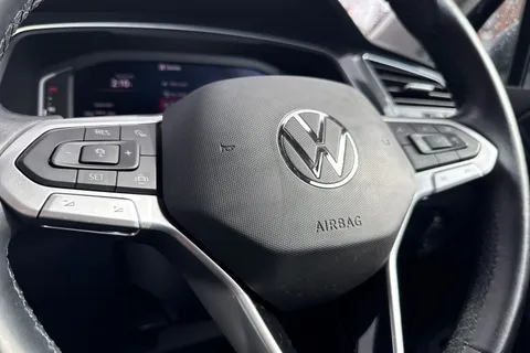 VN70NLE Volkswagen Tiguan 1.5 TSI Elegance DSG Euro 6 (s/s) 5dr Thumbnail #46