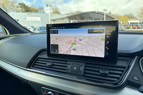 17 of 56 for Audi SQ5 TDI 341 PS tiptronic