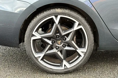 KY25HTK CUPRA Leon 1.5 eTSI V2 DSG Euro 6 (s/s) 5dr Thumbnail #12