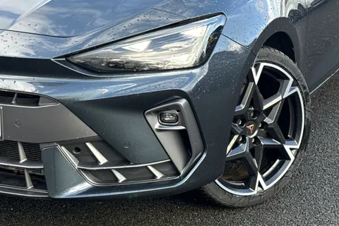 KY25HTK CUPRA Leon 1.5 eTSI V2 DSG Euro 6 (s/s) 5dr Thumbnail #25