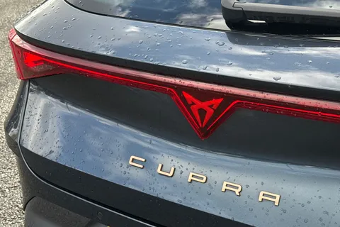 KY25HTK CUPRA Leon 1.5 eTSI V2 DSG Euro 6 (s/s) 5dr Thumbnail #29