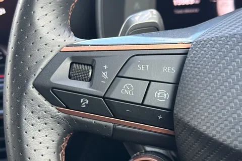 KY25HTK CUPRA Leon 1.5 eTSI V2 DSG Euro 6 (s/s) 5dr Thumbnail #35