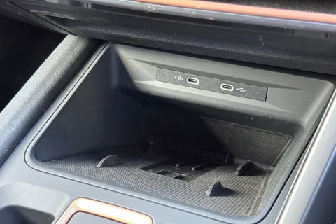 KY25HTK CUPRA Leon 1.5 eTSI V2 DSG Euro 6 (s/s) 5dr Thumbnail #40