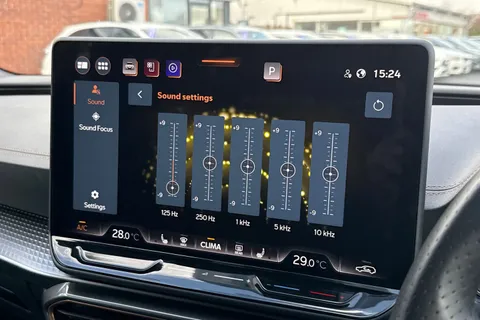 KY25HTK CUPRA Leon 1.5 eTSI V2 DSG Euro 6 (s/s) 5dr Thumbnail #45