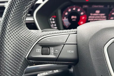 DF73VDV Audi Q3 Black Edition 35 TFSI 150 PS S tronic Thumbnail #28