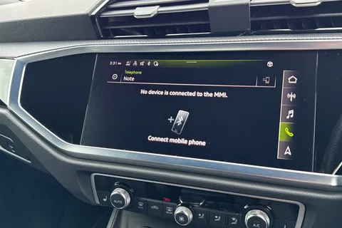 DF73VDV Audi Q3 Black Edition 35 TFSI 150 PS S tronic Thumbnail #40