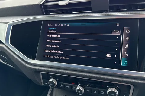 DF73VDV Audi Q3 Black Edition 35 TFSI 150 PS S tronic Thumbnail #42