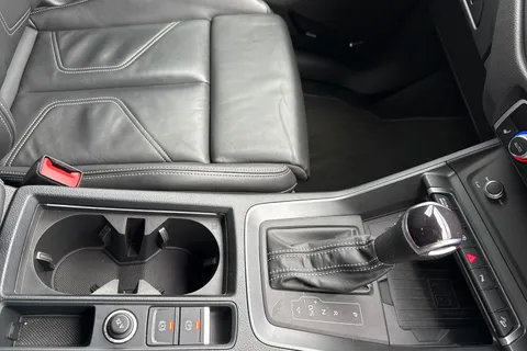 DF73VDV Audi Q3 Black Edition 35 TFSI 150 PS S tronic Thumbnail #51