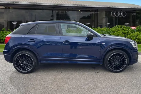 DF73JVW Audi Q2 Black Edition 30 TFSI  110 PS 6-speed Thumbnail #4