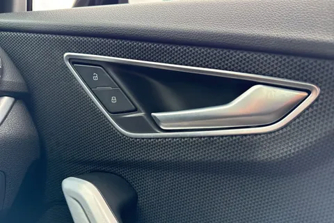 DF73JVW Audi Q2 Black Edition 30 TFSI  110 PS 6-speed Thumbnail #22