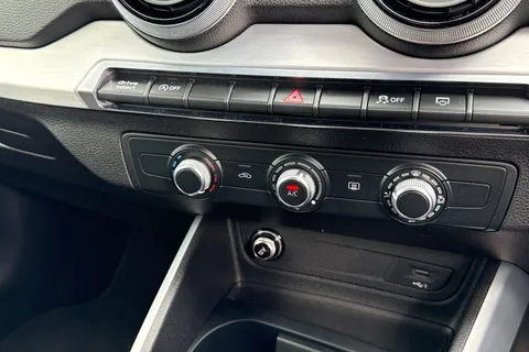 DF73JVW Audi Q2 Black Edition 30 TFSI  110 PS 6-speed Thumbnail #23