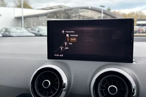 DF73JVW Audi Q2 Black Edition 30 TFSI  110 PS 6-speed Thumbnail #38