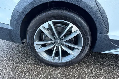 DF20ADX Audi A4 Allroad allroad quattro Sport 40 TDI 190 PS S tronic Thumbnail #12