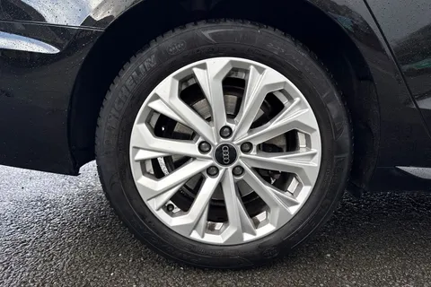 11 of 66 for Audi A4 Sport 35 TFSI 150 PS S tronic