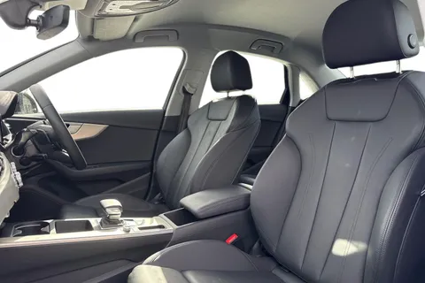 16 of 66 for Audi A4 Sport 35 TFSI 150 PS S tronic