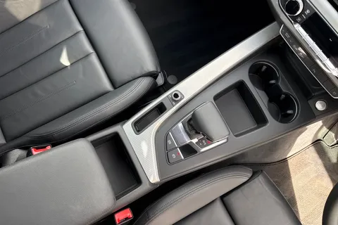 23 of 66 for Audi A4 Sport 35 TFSI 150 PS S tronic