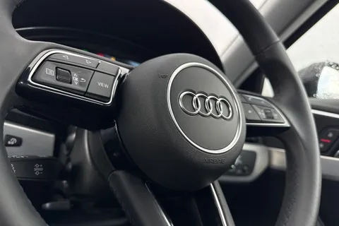 27 of 66 for Audi A4 Sport 35 TFSI 150 PS S tronic