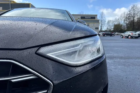 32 of 66 for Audi A4 Sport 35 TFSI 150 PS S tronic