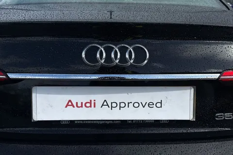 38 of 66 for Audi A4 Sport 35 TFSI 150 PS S tronic