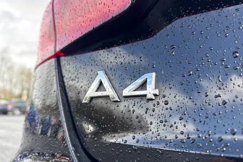 39 of 66 for Audi A4 Sport 35 TFSI 150 PS S tronic