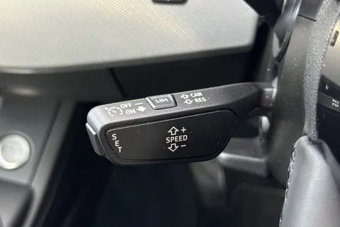 52 of 66 for Audi A4 Sport 35 TFSI 150 PS S tronic