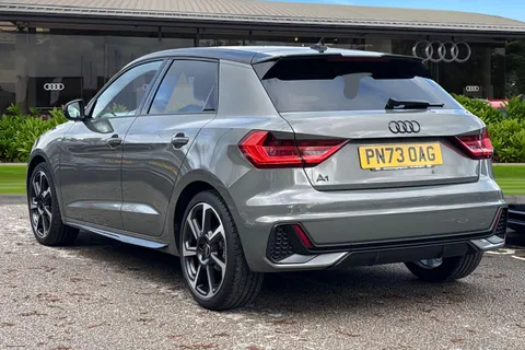 PN73OAG Audi A1 Black Edition 35 TFSI  150 PS S tronic Thumbnail #3