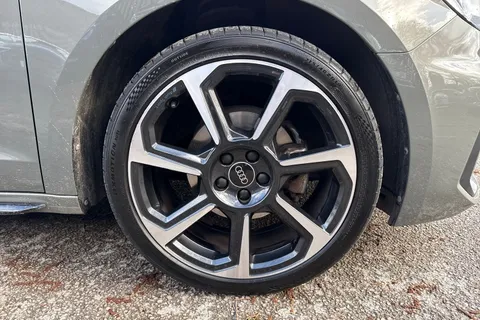 PN73OAG Audi A1 Black Edition 35 TFSI  150 PS S tronic Thumbnail #10