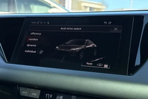 40 of 62 for Audi e-tron GT 105kWh Auto quattro 4dr