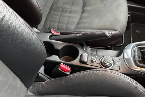 38 of 64 for Mazda Mazda2 1.5 SKYACTIV-G GT Sport Euro 6 (s/s) 5dr