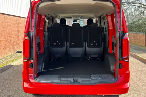BV26OOC Volkswagen Transporter 2.0 TDI 150PS Commerce Pro Kombi Van Auto Thumbnail #7